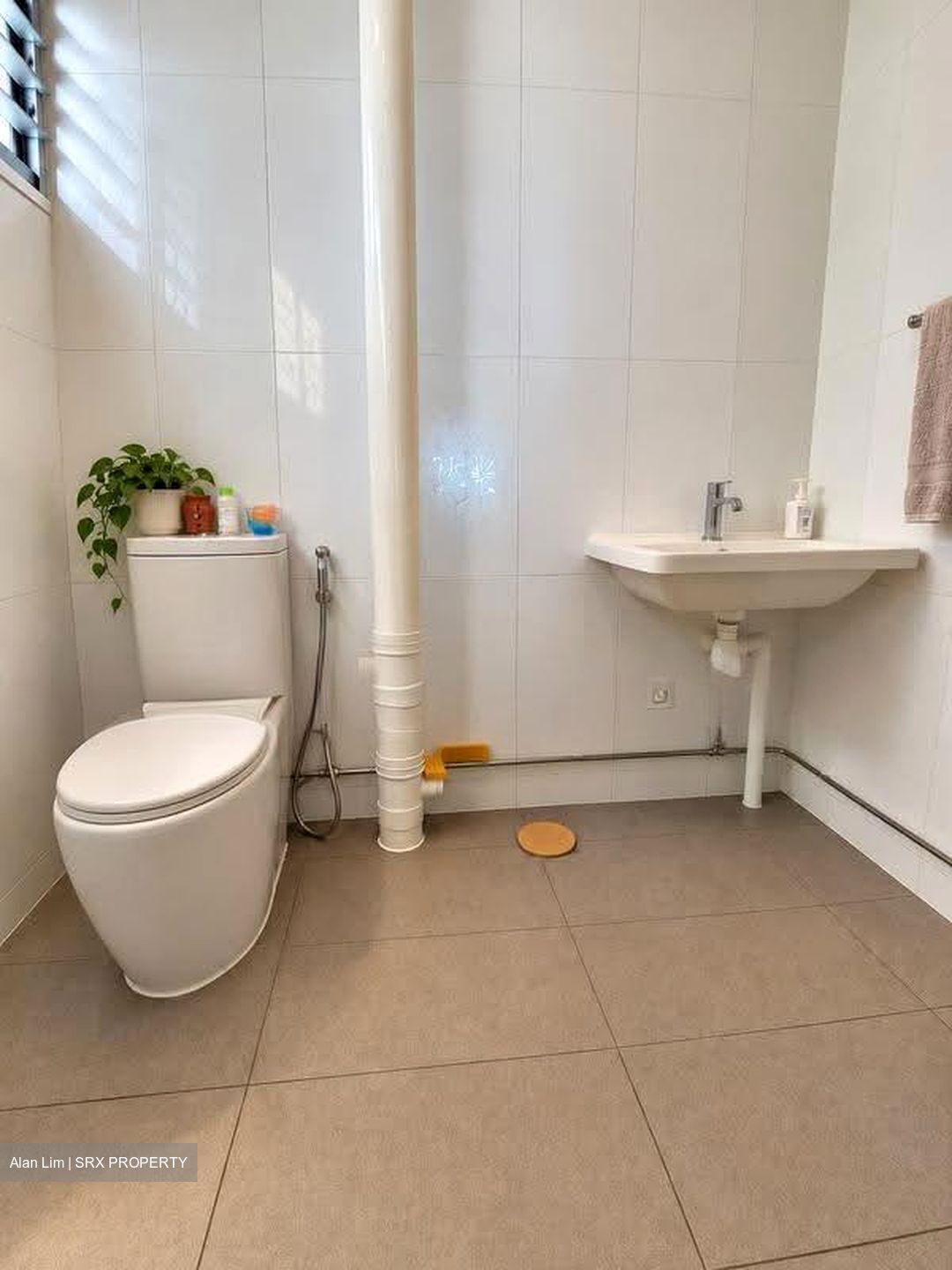 Blk 239 Jurong East Street 21 (Jurong East), HDB 5 Rooms #632742491